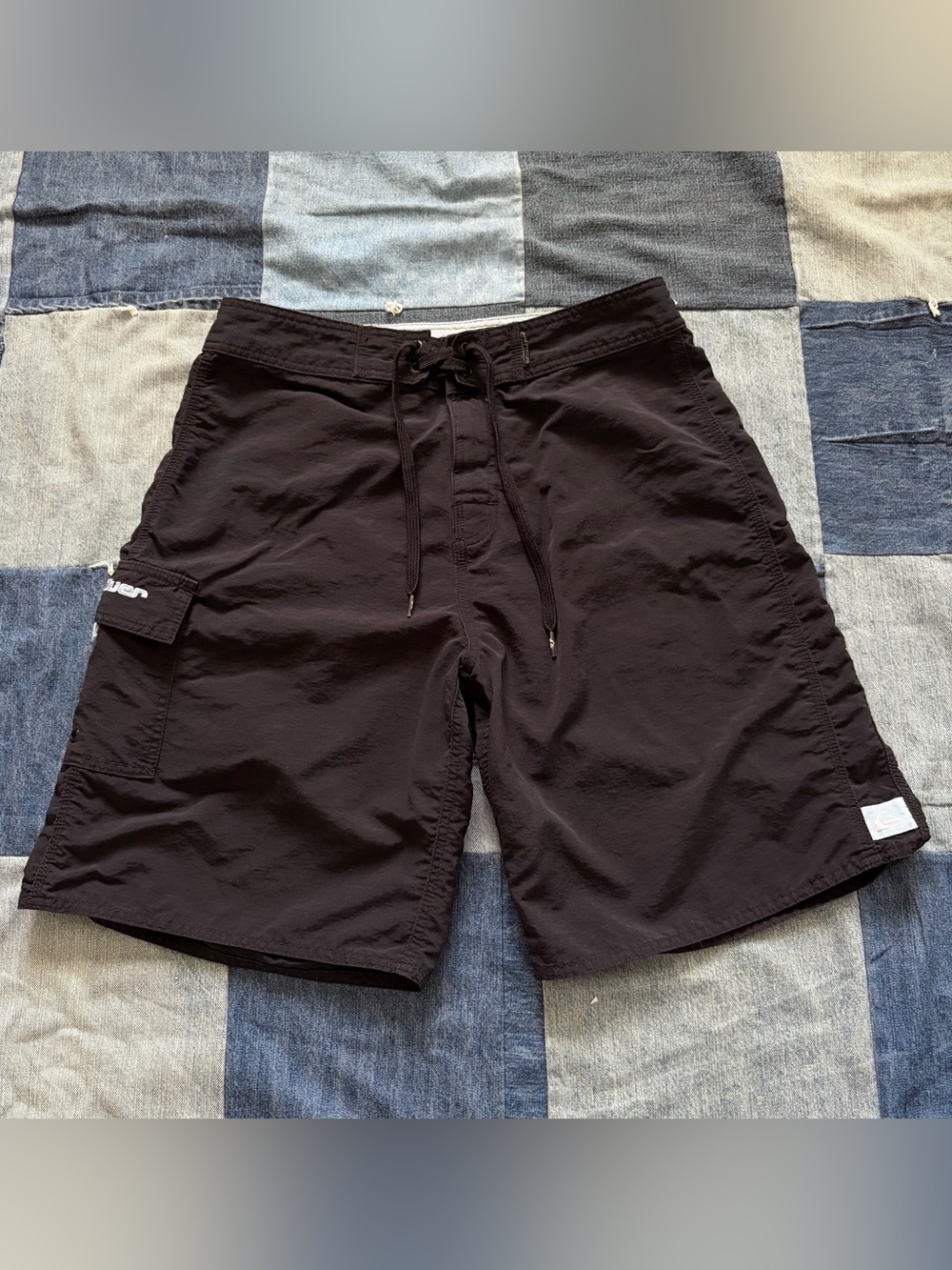 vintage y2k quiksilver board shorts black light blue 31 W 9 L
